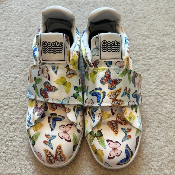 GOATS WOMENS (VEL CLOSE) BUTTERFLY JUST PRESS PLAY SNEAKERS SIZE 9.5 - Picture 1 of 6